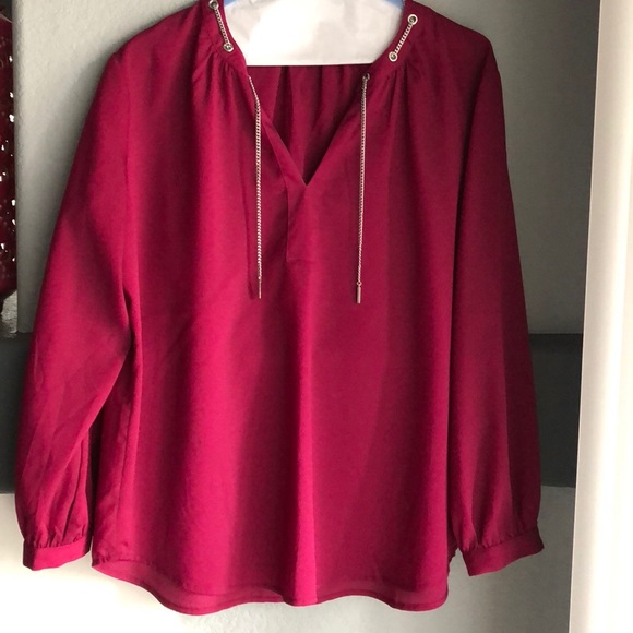 NY&CO Fuchsia Blouse w Silver Chain Detail - Picture 2 of 7